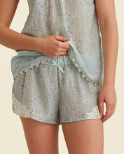 Load image into Gallery viewer, Cheri Blossom lace cami Set