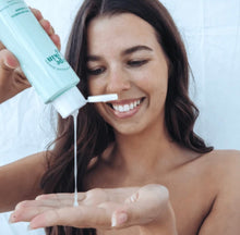 Load image into Gallery viewer, Antioxidant Botanical Gel Cleanser