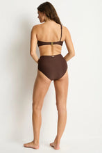 Load image into Gallery viewer, Luminara One shoulder Set