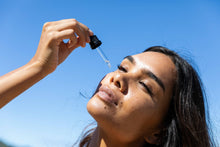 Load image into Gallery viewer, Tan Serum  Face - Drops of Summer -30ml