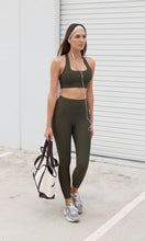 Load image into Gallery viewer, Activate Next level 7/8 Tights - Khaki