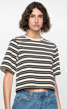 Load image into Gallery viewer, ELARA crop tee