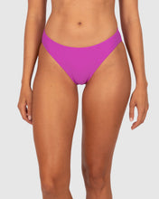 Load image into Gallery viewer, Rococco Slide Tri Bikini set - Hibiscus