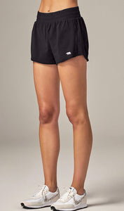 Ultra run short-black