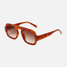 Load image into Gallery viewer, The Gigi - Chestnut