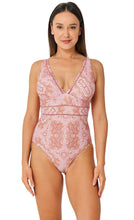 Load image into Gallery viewer, FLEUR MULTI FIT V MAILLOT